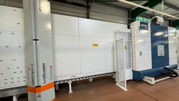 LineScanner用于Soveriso Devglass中空玻璃生产线的最终质量控制